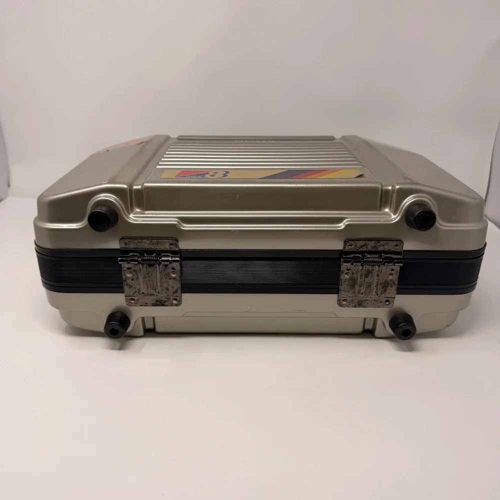 1985 Vintage Sony Video 8 Handycam CCD-M8u 8mm Camera‎ Recorder Hard CASE ONLY